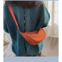 Bolso de pecho de Color sólido para mujer, bandolera de viaje de gran capacidad, cinturón de media luna, riñoneras de calle diarias, 2023 - details 6