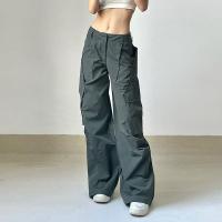 Pantalones cargo de mujer con cómoda cintura elástica y bolsillos - details 1