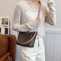 Bolso tote de cuero genuino de grano superior para mujer - Bolso convertible de hombro y bandolera |   Diseño minimalista y elegante, bolso premium para desplazamientos diarios, trabajo y viajes |   Transporte multidireccional: mano, hombro, muñeca |   Al - details 14