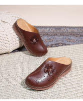 2025 Zapatos de mujer de suela blanda hueca europeos y americanos para pies gordos y anchos, nuevos zapatos de playa Baotou de alta gama de verano para mujer con suelas gruesas y medias pantuflas - details 43