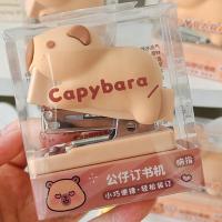 Juego de grapadora pequeña 3D Capybara, grapadora de dibujos animados bonita, grapadora multifuncional con grapas para útiles escolares para estudiantes - details 3