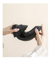 Mocasines planos de tacón grueso para mujer, estilo británico, de piel de becerro negra, talla grande 41-43 - details 2