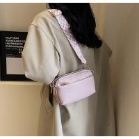 Personalizado nuevo bolso de las mujeres correa de hombro ancha de las mujeres de moda y simple viajero casual hombro bolsa de mensajero pequeña bolsa cuadrada - details 15