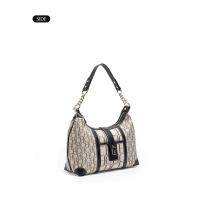 CH Trendy Letter Designer Modelo Vintage Color sólido Bolso impreso Cadena de damas 2024 Nuevo bolso clásico para mujer Mochila de lujo de alta gama - details 3