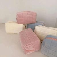 Bolsa de almacenamiento de cosméticos de piel sólida para mujer, organizador de maquillaje con cremallera, bolso de papelería, estuche para lápices, artículos de tocador de viaje - details 8