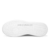 Nuevos zapatos blancos gruesos para hombre, Color sólido, ligeros, antideslizantes, zapatos deportivos de moda que aumentan la altura, cuero genuino - details 6