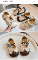 Zapatos de cuero de estilo coreano para niños y niñas, calzado de princesa con lazo de perlas, antideslizante, versátil, elegante, 2024 - details 7