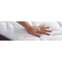 Descansar sobre viscoelástica de gel te hará sentir que estás tumbado sobre una nube.