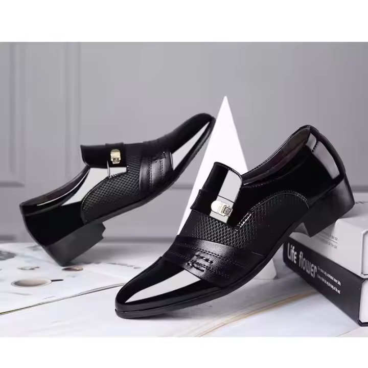 Zapatos de hombre zapatos de cuero brillante zapatos casuales zapatos de vestir de negocios de gran tamaño - 1