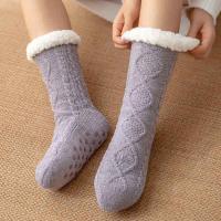 Calcetines térmicos gruesos de terciopelo suave, calcetines de suelo de felpa tejidos antideslizantes, calcetines de lana esponjosos, regalos para mujer - details 1