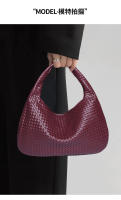 Nuevo bolso en forma de media luna para mujer, moda versátil, bolso de hombro de estilo europeo y americano - details 6