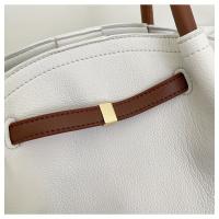 Bolso de Mano Minimalista Elegante Cierre Magnético, Espacioso para Trabajo y Eventos Formales - details 10