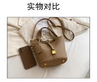 Bolso de hombro moda casual bolso de las mujeres nuevo estilo simple extranjero bolso de las mujeres nicho - details 1