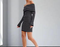 Vestido corto informal de punto con hombros descubiertos y manga larga a rayas para vacaciones en la playa - details 1