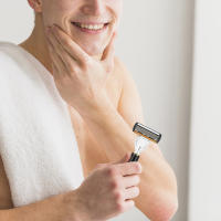 Maquinilla de afeitar portátil de acero inoxidable para hombres, cabezales de corte de seis capas, para baño, Hotel, viaje, uso doméstico - details 4
