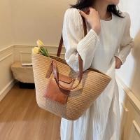 Bolso de mano tejido de paja para vacaciones de viaje de verano, bolso de playa de gran capacidad para mujer, bolso de mano artesanal de moda para vacaciones - details 5