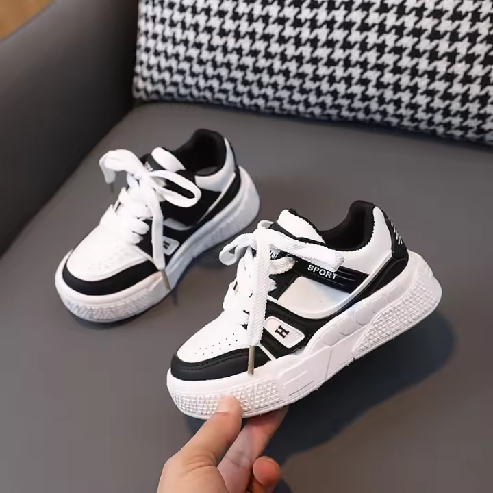 Nuevo cuero versátil pequeño blanco zapatos de las niñas de la junta zapatos antideslizantes de suela suave zapatos casuales - 1