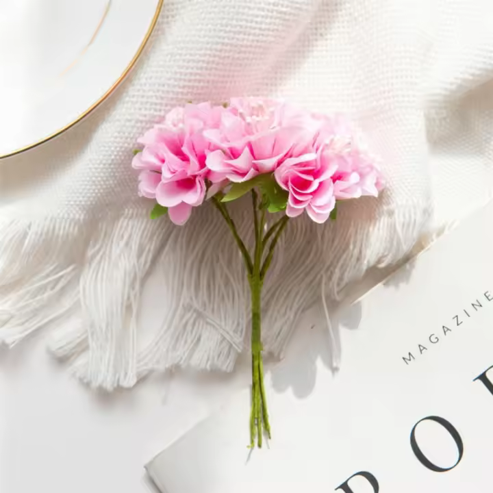 Mini ramo de claveles artificiales, ramo de hortensias de seda hecho a mano, realista, 6 cabezas, plantas falsas, decoración del Día de la madre - 1