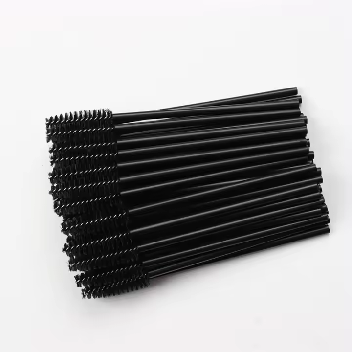 Set de 50 Pinceles de Maquillaje Desechables con Mango de Diamante Ideal para Pestañas y Cejas - 1