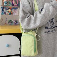 Bolsa portabotellas con correa para el hombro, bolso cruzado de nailon de secado rápido para botella de agua, con cordón abierto para manejar - details 16