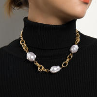 Collar de bloqueo de empalme de perlas geométricas personalizadas con cadena de suéter corta de una sola capa a la moda - details 1
