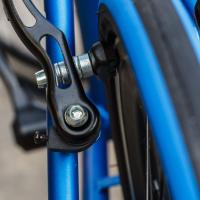 Pastillas de freno para bicicleta de montaña, Juego de 4 pares con tuercas hexagonales y espaciadores, 70 mm - details 3