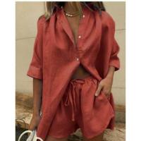 Conjunto de dos piezas de verano para mujer, camisa de manga corta de color sólido con botonadura sencilla y pantalones cortos anchos con cordón. - details 8