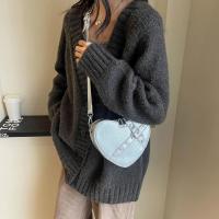 Bolso de hombro vintage Y2K con cadena pequeña para mujer, bolso en forma de corazón, bolso gótico grueso - details 4