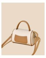 Bolso Tote de Gran Capacidad para Mujer - Herrajes Elegantes en Tono Dorado y Diseño Beige/Negro, Cierre de Cremallera, Correa Desmontable en Tono Dorado, Forro - Bolso Versátil para el Trabajo, Viajes y Uso Diario, Bolso Estructurado y Espacioso - details 3