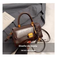 Bolso premium mujer nuevo bolso de mensajero versátil moda portátil pequeño bolso cuadrado marea - details 10