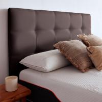 Cabecero tapizado acolchado para dormitorio, modelo Tablet largo en tela antimanchas gris antracita y medidas 151 x 125 cm para camas de 135 o 150 cm. - details 11
