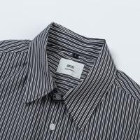 AMI Camisa de pareja con cuello en V a rayas con letras de corazón pequeño de moda, abrigo informal simple de manga larga para hombres y mujeres - details 2