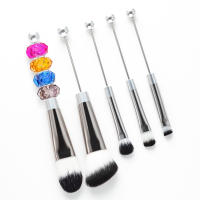 Personalidad DIY mango de metal con cuentas maquillaje cepillos 5 piezas en un conjunto - details 1