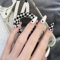 24 parches para uñas a cuadros en blanco y negro, estilo dulce, fáciles de romper - details 3