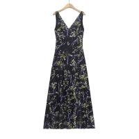 Vestido con correa para el hombro de moda europea y americana Vestido estampado medio y largo con cuello en V para mujer - details 0