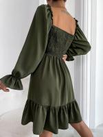 Vestido de mujer con mangas largas con volantes, cuello cuadrado, crepé paralelo, costura, cuerpo con volantes dobladillo - details 6