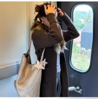 Diseño de nicho bolsa tejida a mano bolsa de mano de gran capacidad casual viento perezoso solo hombro axilas bolsa de cubo - details 5