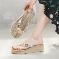 Chanclas tejidas de hierba PP tejidas de imitación de paja, sandalias de cuña de desgaste de moda de verano para mujer, pellizco de playa, zapatillas frescas de flores hechas a mano pegajosas - details 2