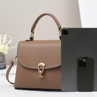 Bolso de mano estilo minimalista Cocogigi - Beige, correa ajustable, cierre de cremallera, forro de poliéster, detalle de pintura en los bordes, perfecto para desplazamientos y uso diario, bolso de uso diario |   Bolso minimalista |   Bolsa con correa aju - details 4