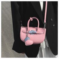 Bolsa de sillín portátil simple para mujer 2025 nueva bolsa de mensajero de hombro de tendencia de moda de estilo extranjero - details 43
