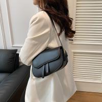 Bolso de Sillín Retro Chic para Mujer Cruzado Minimalista de Color Sólido con Cierre Magnético, Correa Ajustable, Herrajes de Tonos Dorados - details 6