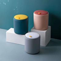 Cubo de basura de plástico tipo prensa, papelera portátil antiolor con tapa, Color de contraste, Mini cesta de basura de escritorio/sobremesa - details 2