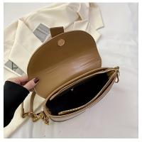 Bolso de sillín con textura Retro para mujer, novedad de verano 2024, bolso con cadena para axila, bandolera de hombro informal que combina con todo, moda - details 0