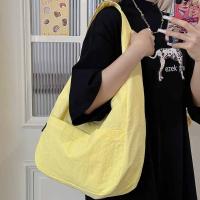 Bolso de hombro de nailon de Color caramelo, bolso de mano deportivo de secado rápido de gran capacidad, paquete de teléfono móvil de estilo coreano de Color sólido, Unisex - details 11