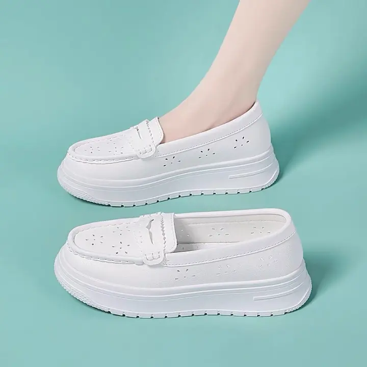 Enfermera para mujer suelas blandas, transpirables mayor transpirabilidad, antideslizantes y no cansadas, con agujeros en los pies. Zapatos que se sienten como - 1