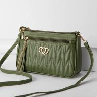 Bolso cruzado de gran capacidad para mujer, decoración con borlas, bolso de hombro con entramado y cremallera, bolso de bolsillo, bandolera de cuero de PU - details 10