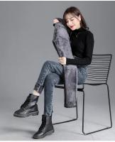 Pantalones vaqueros térmicos de lana gruesa para mujer, Vaqueros ajustados cálidos de cintura alta, pantalones pitillo con botones elásticos, pantalones vaqueros informales de terciopelo para mamá - details 12