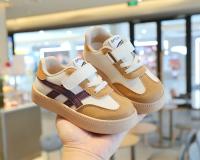 2025 nuevos zapatos casuales para chico, zapatos Forrest Gump para niños, zapatos de tablero antideslizantes a la moda para niñas, zapatillas ligeras de suela blanda para niños - details 3