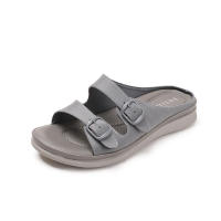 Sandalia 2025 nuevas zapatillas suaves para uso al aire libre de mujer, moda de verano, aumento de altura de suela gruesa, enfriamiento de playa - details 2