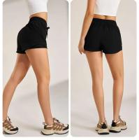 Pantalones cortos deportivos para mujer, pantalones de yoga holgados con cintura de tres cuartos, elásticos, de secado rápido, transpirables y antideslumbrantes - details 16
